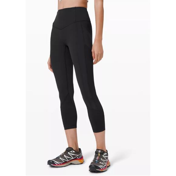 LULULEMON ALL THE RIGHT PLACES CROPPED LEGGINGS; SIZE 6 - Picture 1 of 4